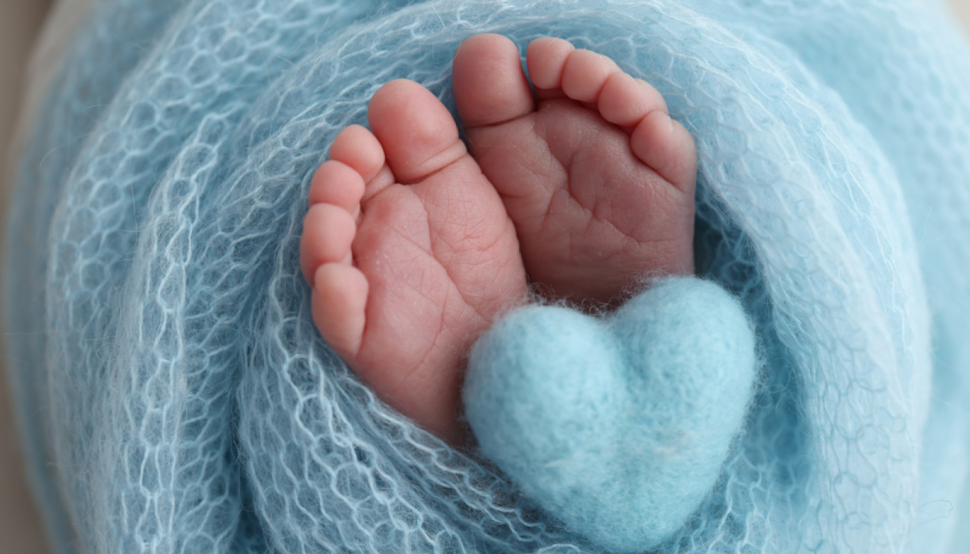 Peut-on mettre un plaid personnalisé sur un bébé ?